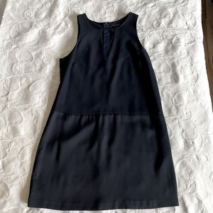 Banana Republic Navy Shift Dress Keyhole Neckline Zippered Back Size 12